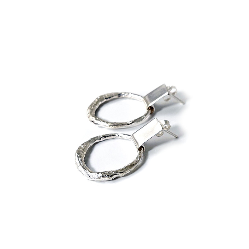 Hanging loop - Елегантни сребърни обеци, ръчна изработка