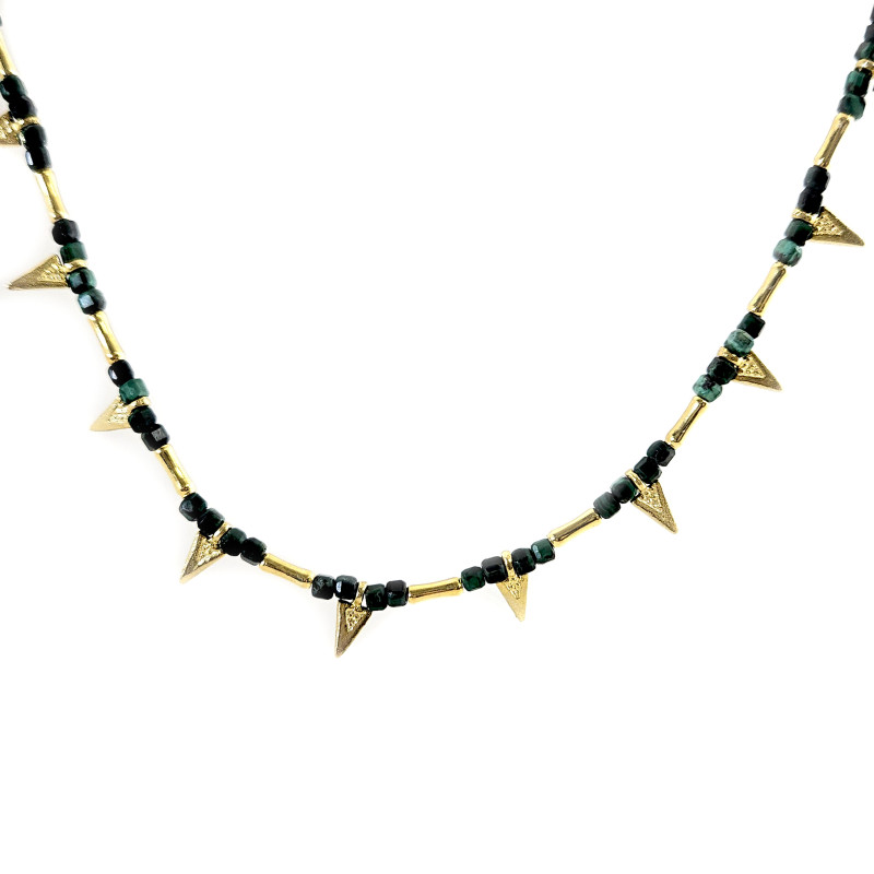 Green Boho Necklace - наниз от малахит с позлатени сребърни елементи. 